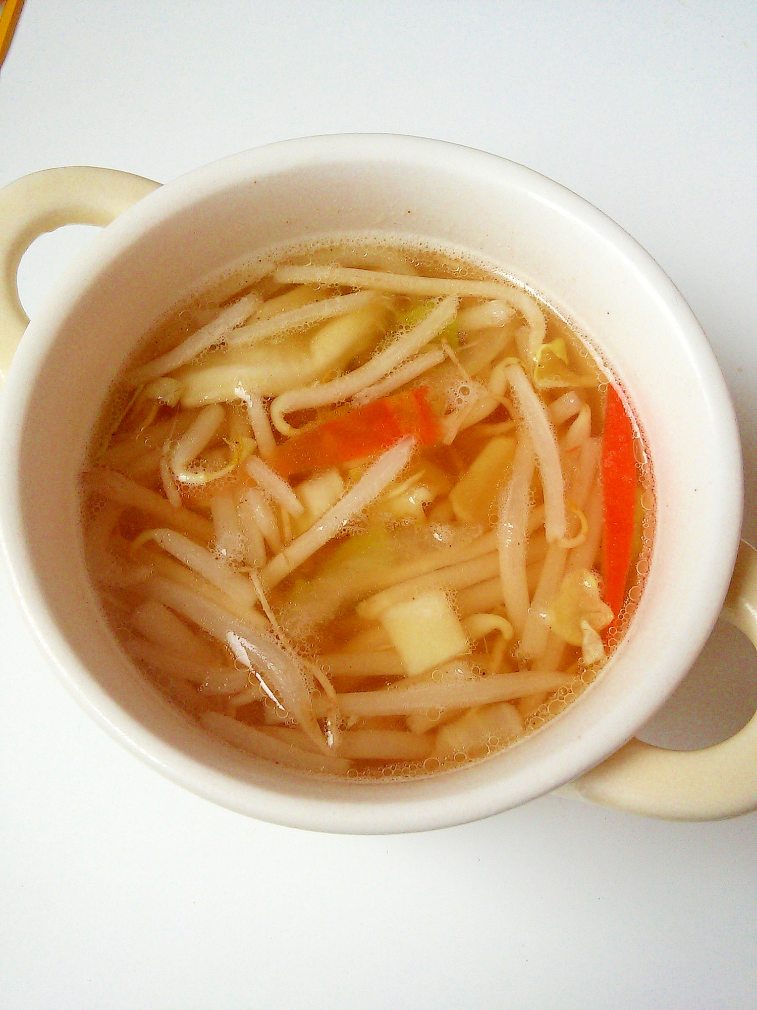 レンジで♪もやしとキャベツとニンジンの中華スープ