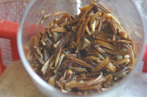 アクぬきしたぜんまいレシピ 作り方の人気順 簡単料理の楽天レシピ