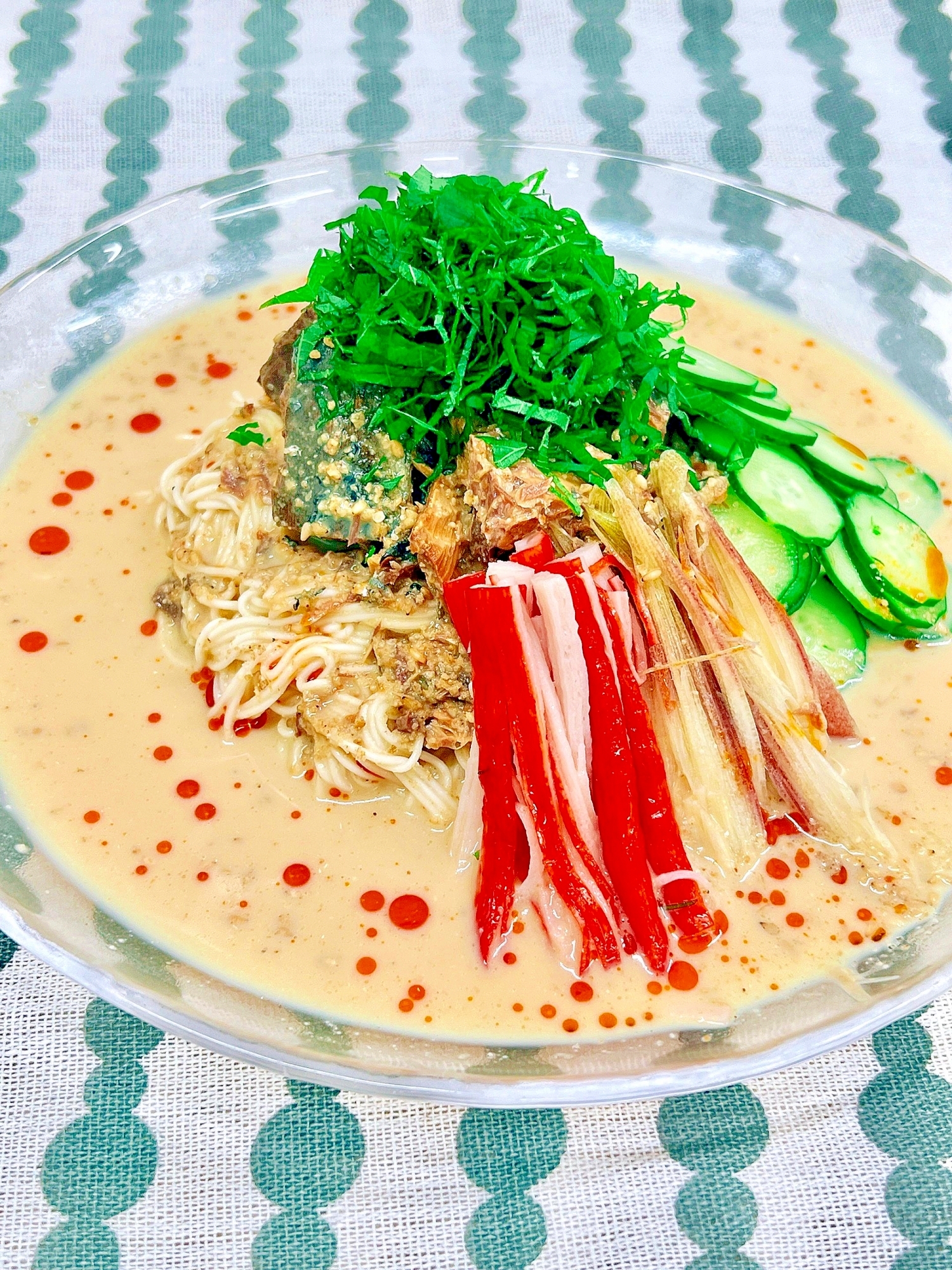 サバ缶と豆乳でクリーミー！冷やし坦々そうめん