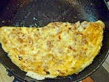 お弁当にひき肉入りオムレツ♪