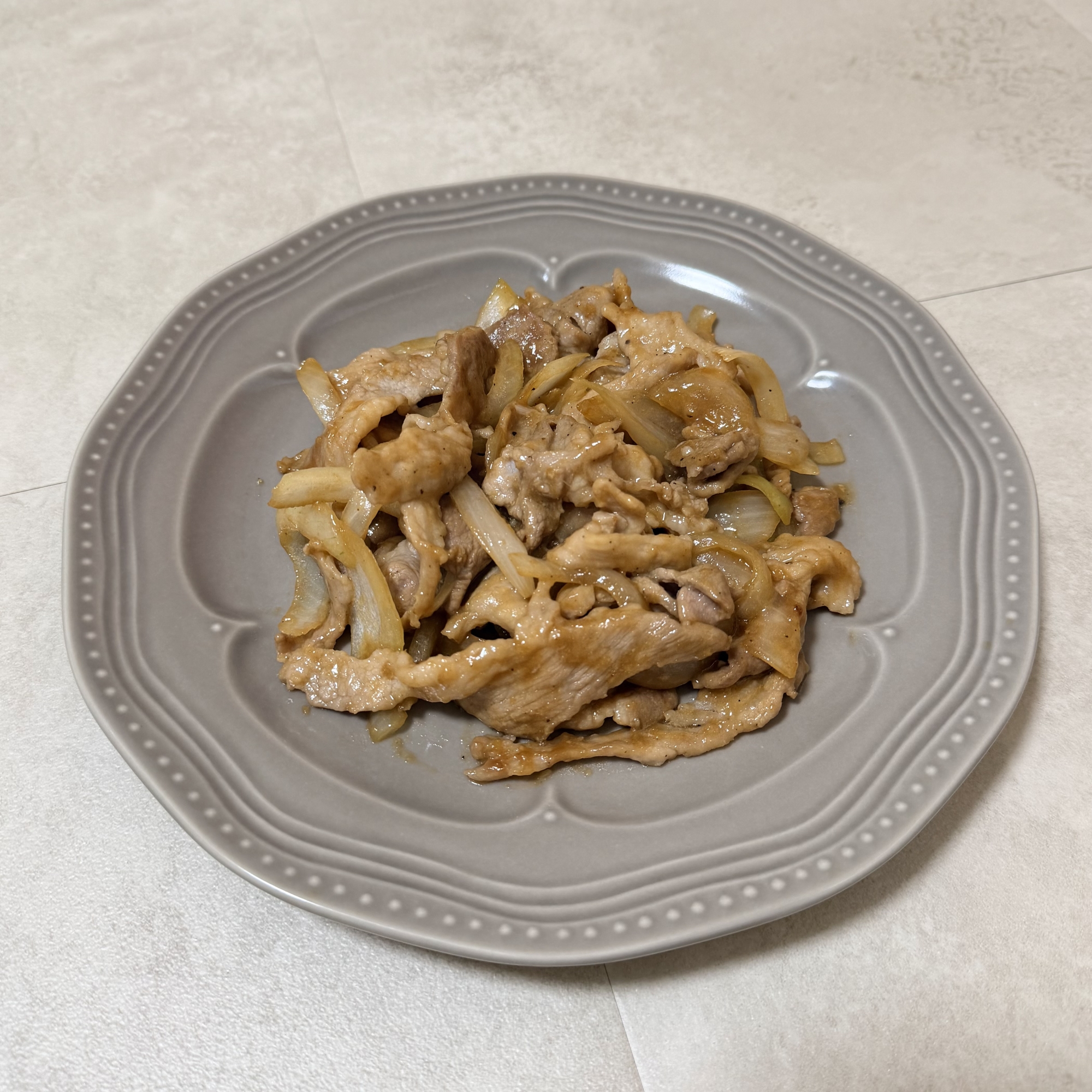 ご飯がすすむ♪定番の生姜焼き