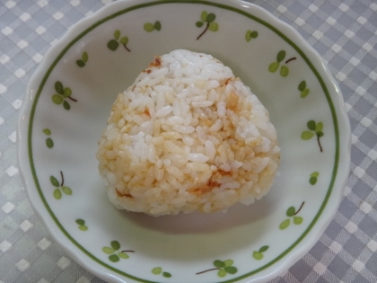 かつお醤油ご飯のツナマヨおにぎり