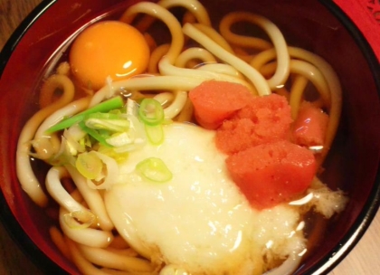 ヤマイモ卵明太うどん