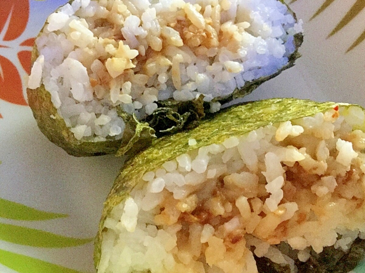 冷蔵庫に何もない時 味噌マヨおかかのおにぎらず レシピ 作り方 By Hushhush55 楽天レシピ 冷蔵庫に何もない時 味噌マヨおかかのおにぎらず レシピ 作り方 By Hushhush55 楽天レシピ