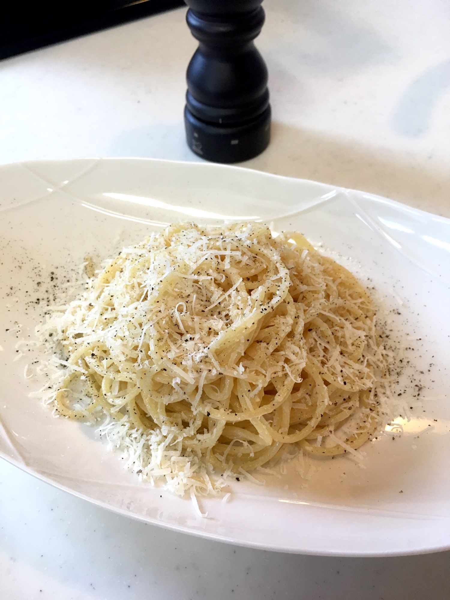 カーチョ•エ•ぺぺ♪チーズと胡椒のパスタ