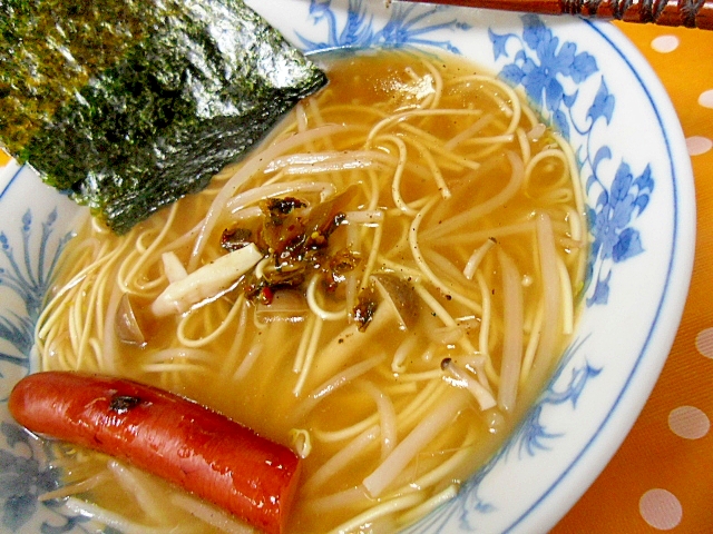 ウインナー入り　とんこつラーメン