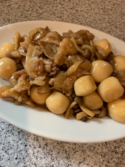 テリテリの豚肉と里芋♪こってりとしたタレが材料によくからんで食が進みました！