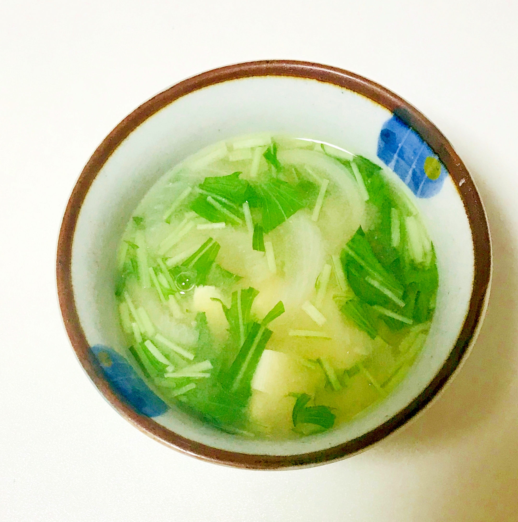 新玉ねぎと水菜の味噌汁