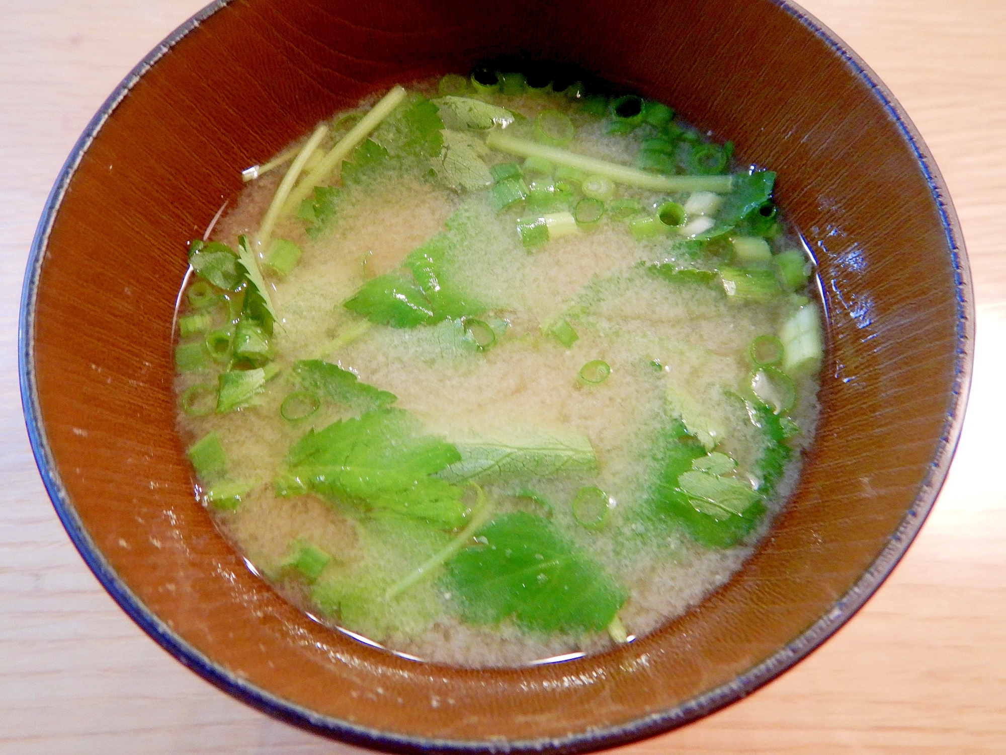 三つ葉と豆腐のお味噌汁