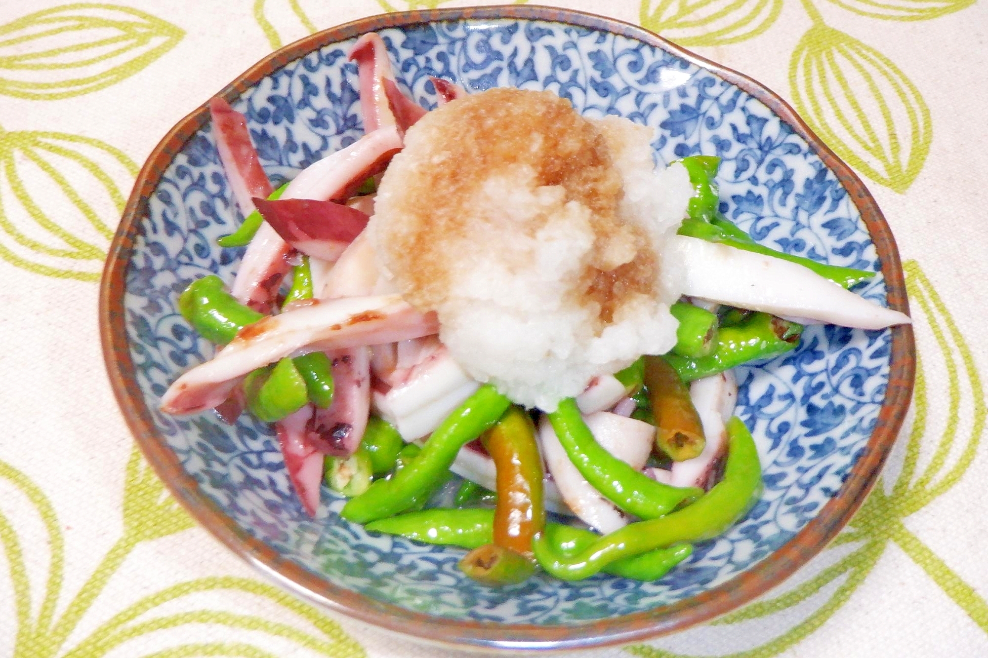 簡単おつまみ イカとシシトウを炒めてぽん酢おろしで レシピ 作り方 By ひーじゃーまん 楽天レシピ