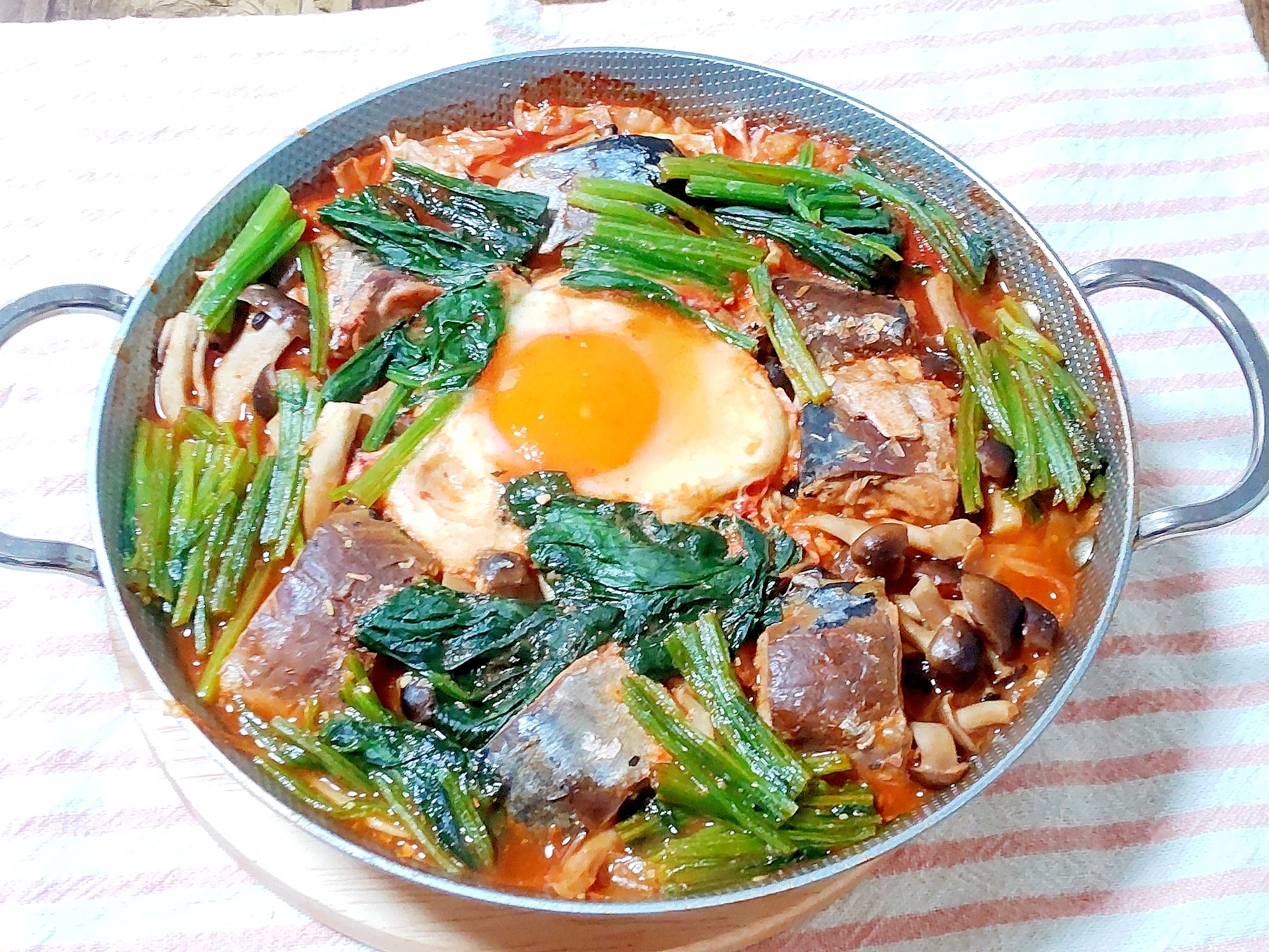 サバ缶とトマトジュースで！サバと野菜のトマト煮