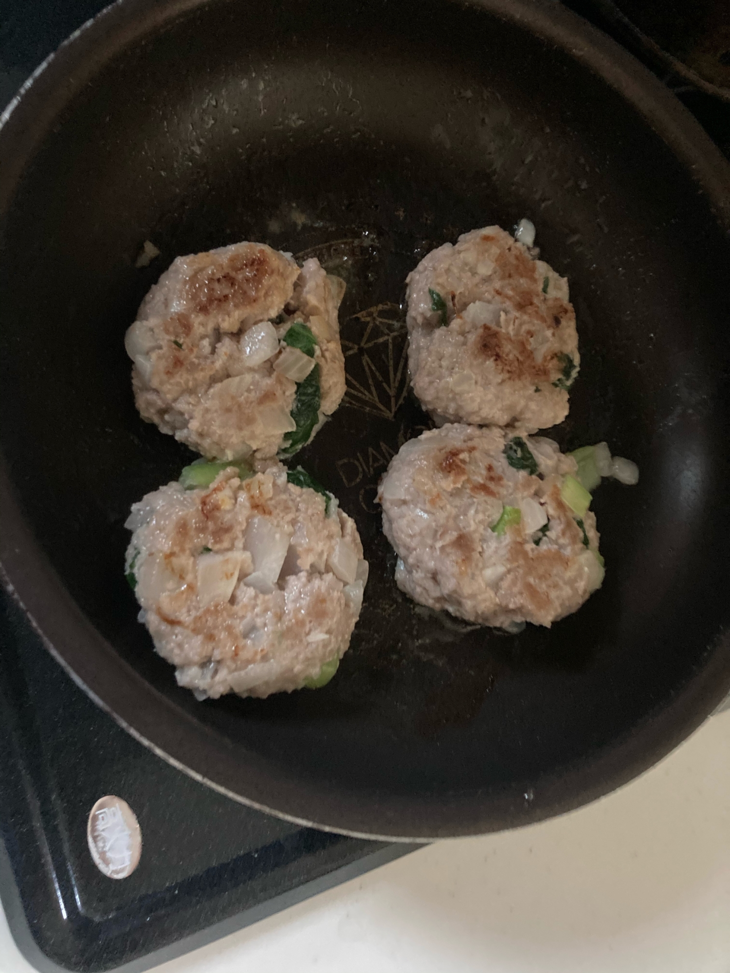 小松菜と玉ねぎのハンバーグ レシピ 作り方 By Pコ 楽天レシピ 小松菜と玉ねぎのハンバーグ レシピ 作り方 By Pコ 楽天レシピ