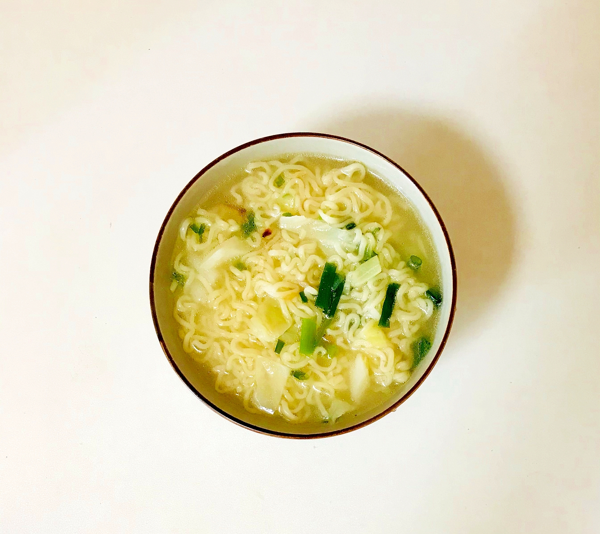 冷凍野菜でインスタントラーメン