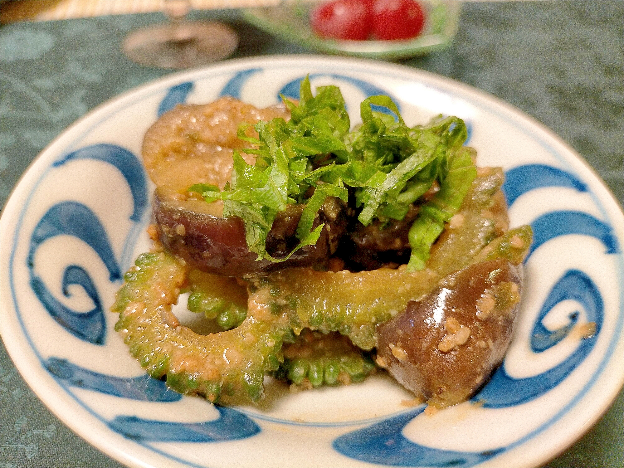 ■10分で..ゴーヤと茄子のゴマ味噌炒め