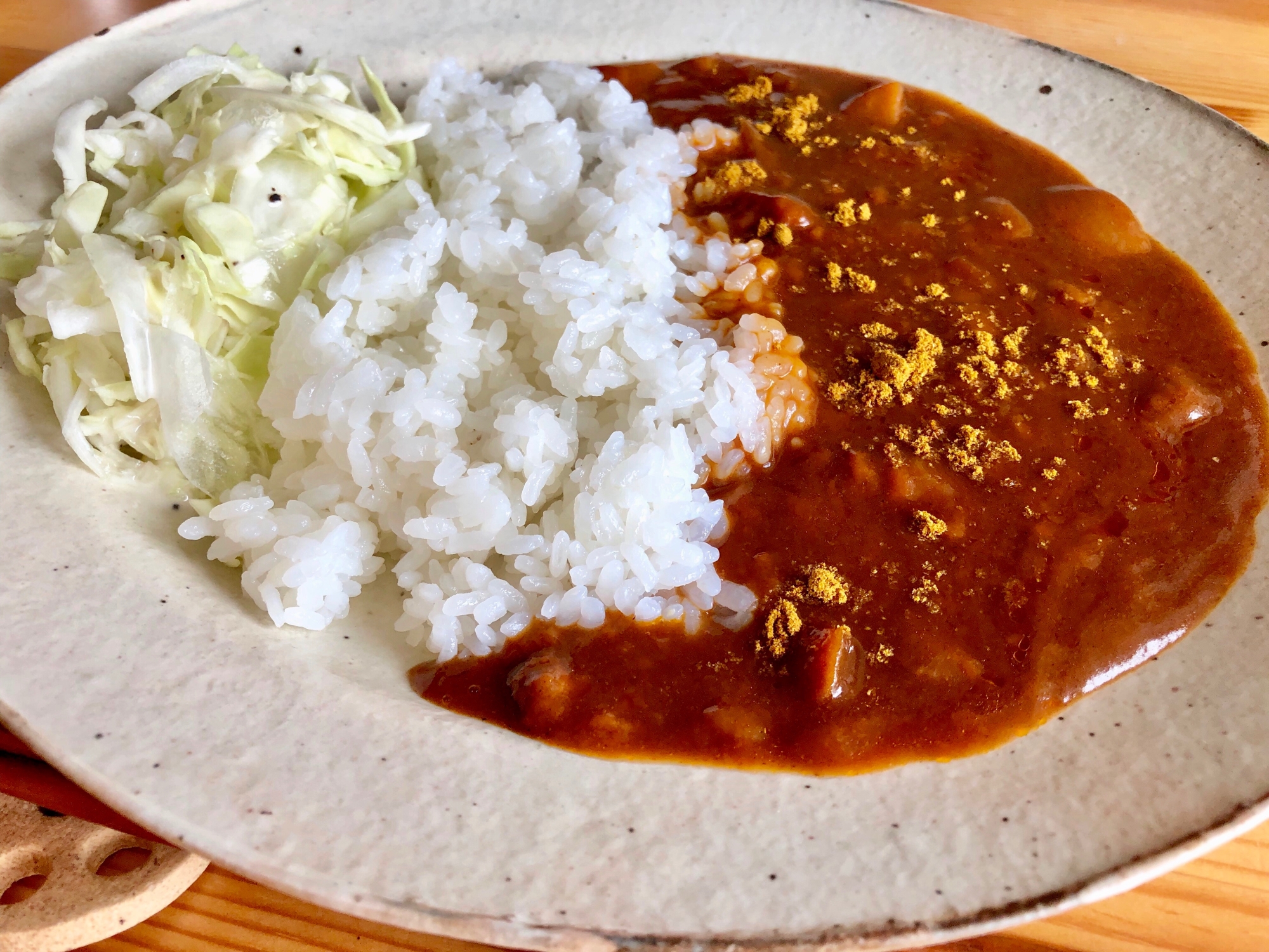 キャベツでヘルシーに☆ビーフカレー