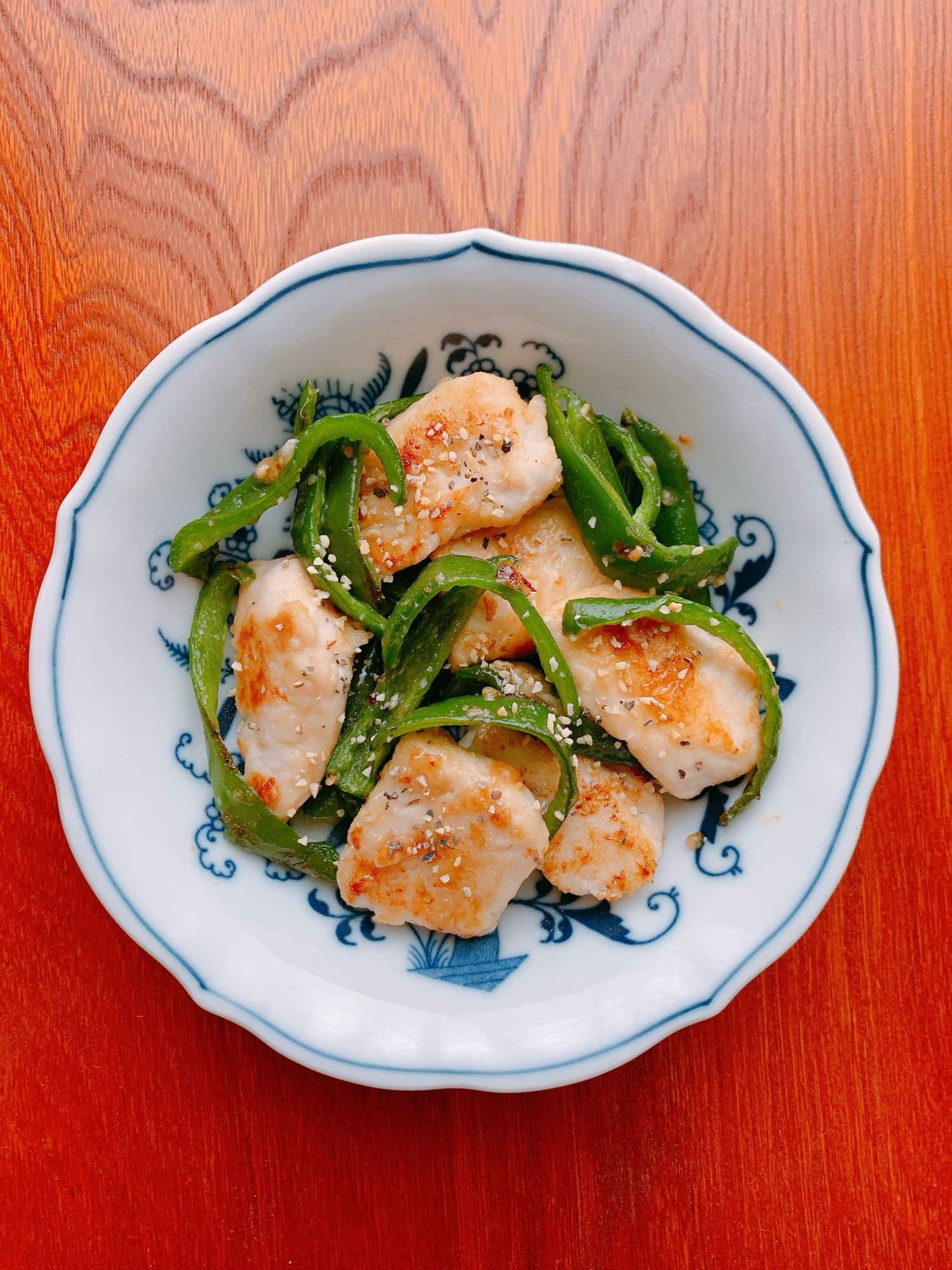 ささみとピーマンの塩だれ炒め