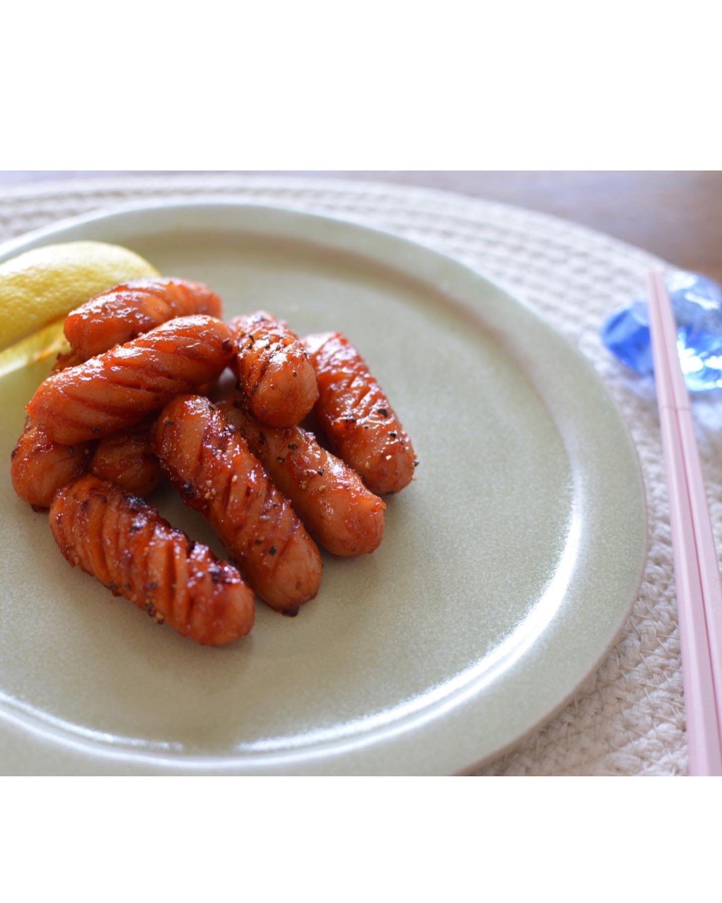 ビールに最高!ちょっと濃い目の味付けウインナー