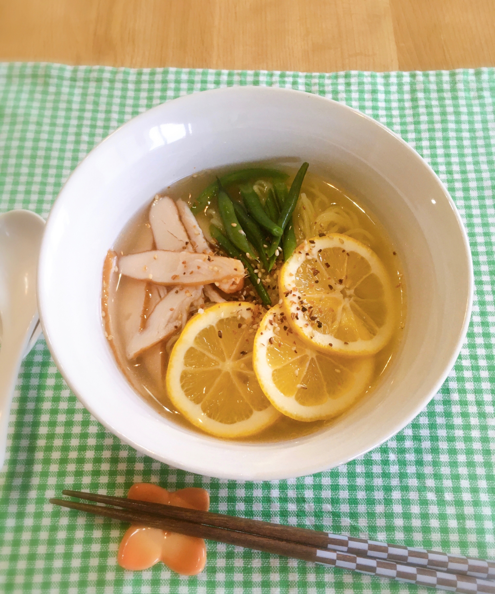 夏に美味しい♡冷やしレモンラーメン♪