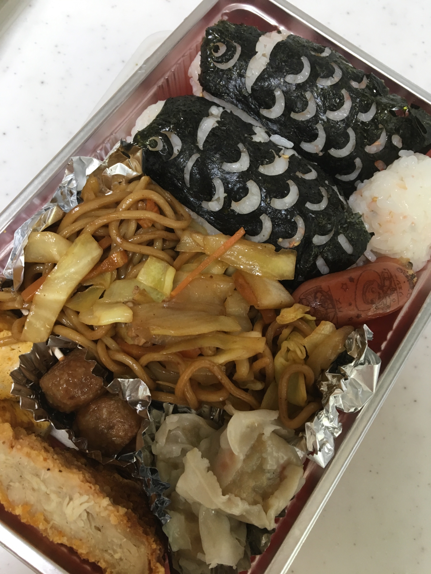 のりあーと♡こいのぼりで✨焼きそばお弁当(^^)