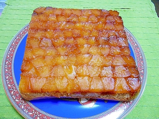 パイナップルのアップサイドダウンケーキ レシピ・作り方 by Tiara.m