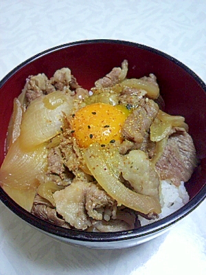 お肉節約でも生姜が効いておいしい吉○家風？牛丼