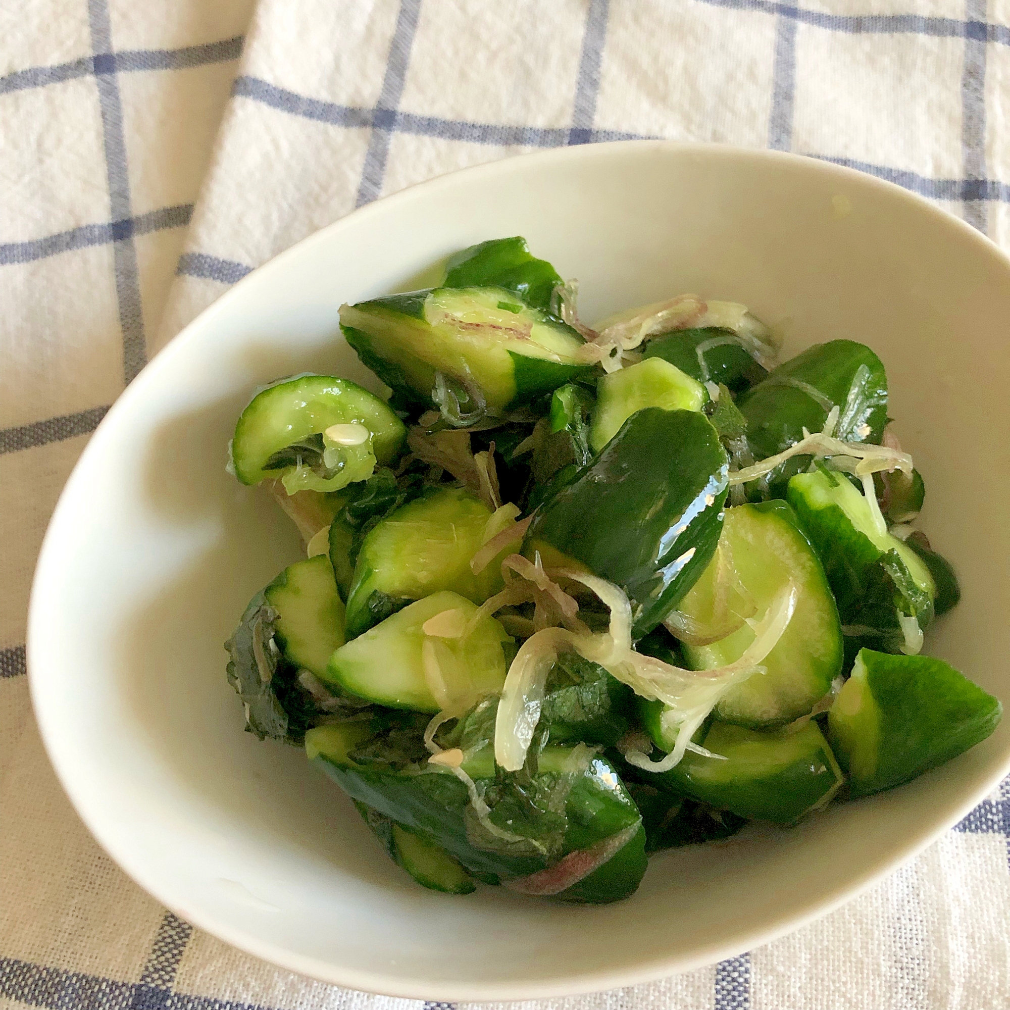 香味野菜入りきゅうりの漬け物♪