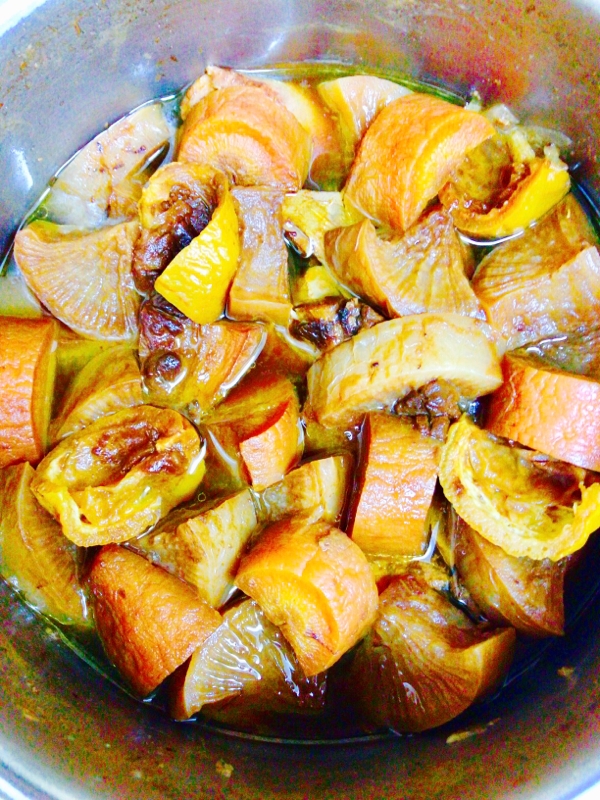 柚子の香り☆ぶりと野菜の赤味噌炊き