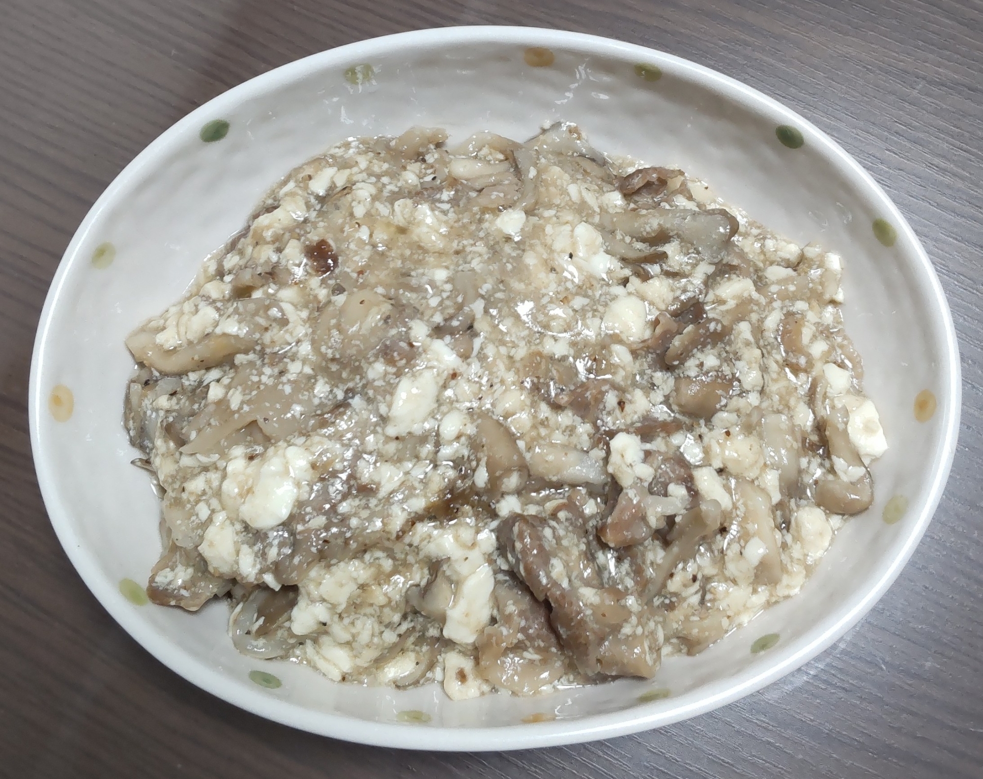 まいたけ豚肉胡麻麻婆豆腐