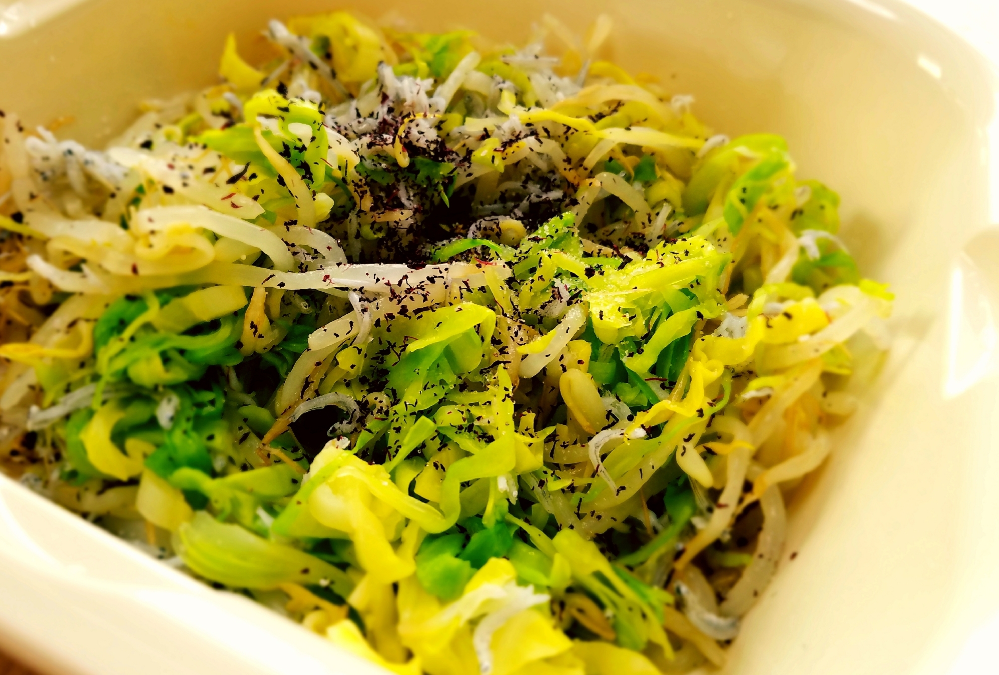 ★キャベツとしらすのゆかり和え★