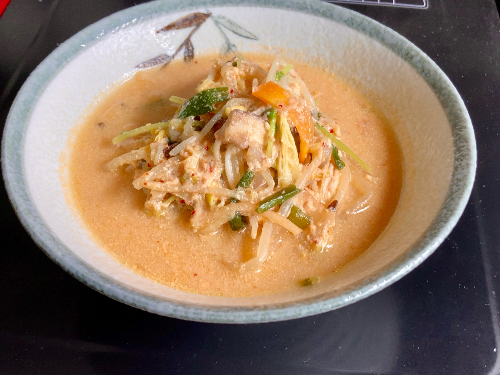 豆乳の旨辛、豚キムチ野菜スープ