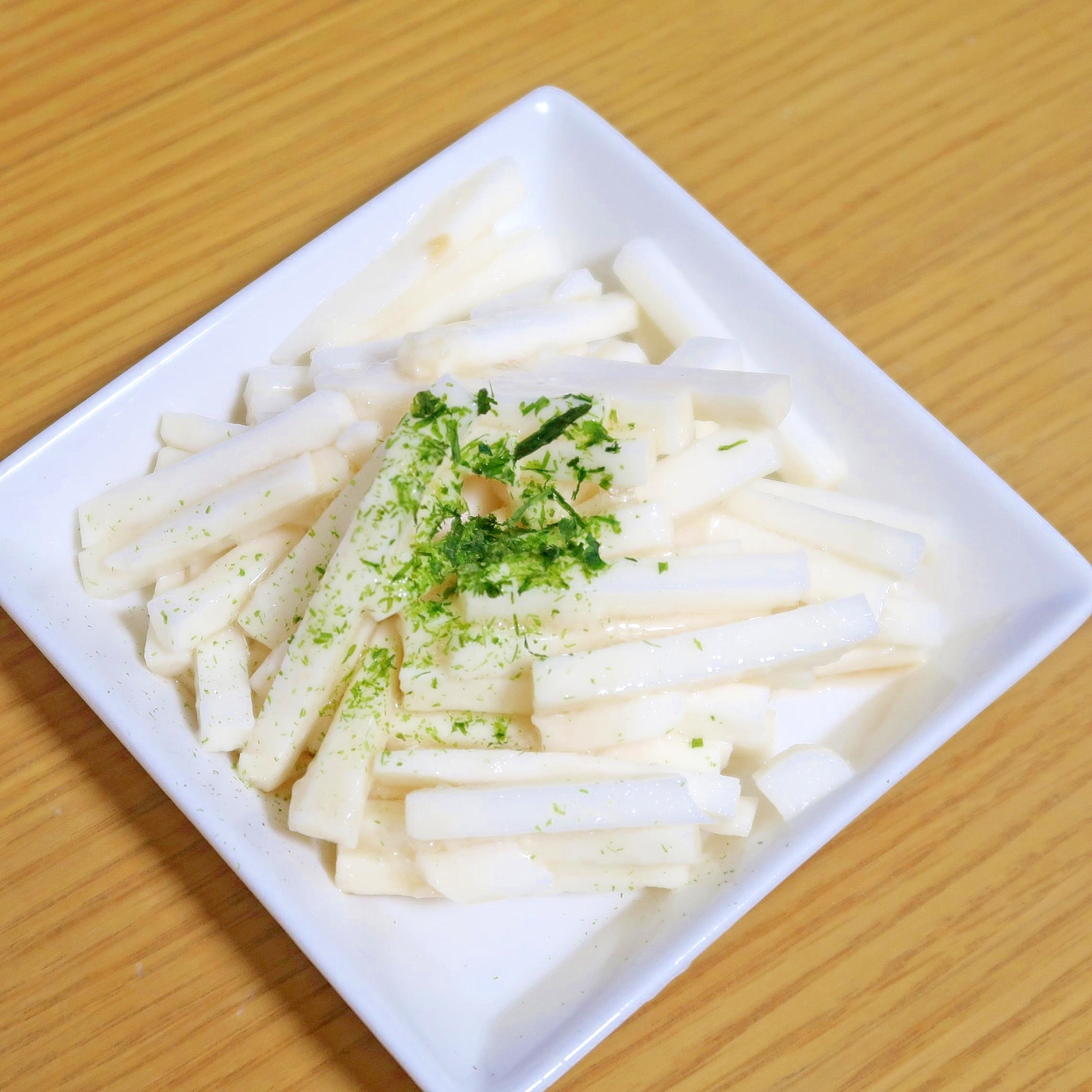 ふつーの長いも酢醬油あえ☆青のりの風味で★減塩志向