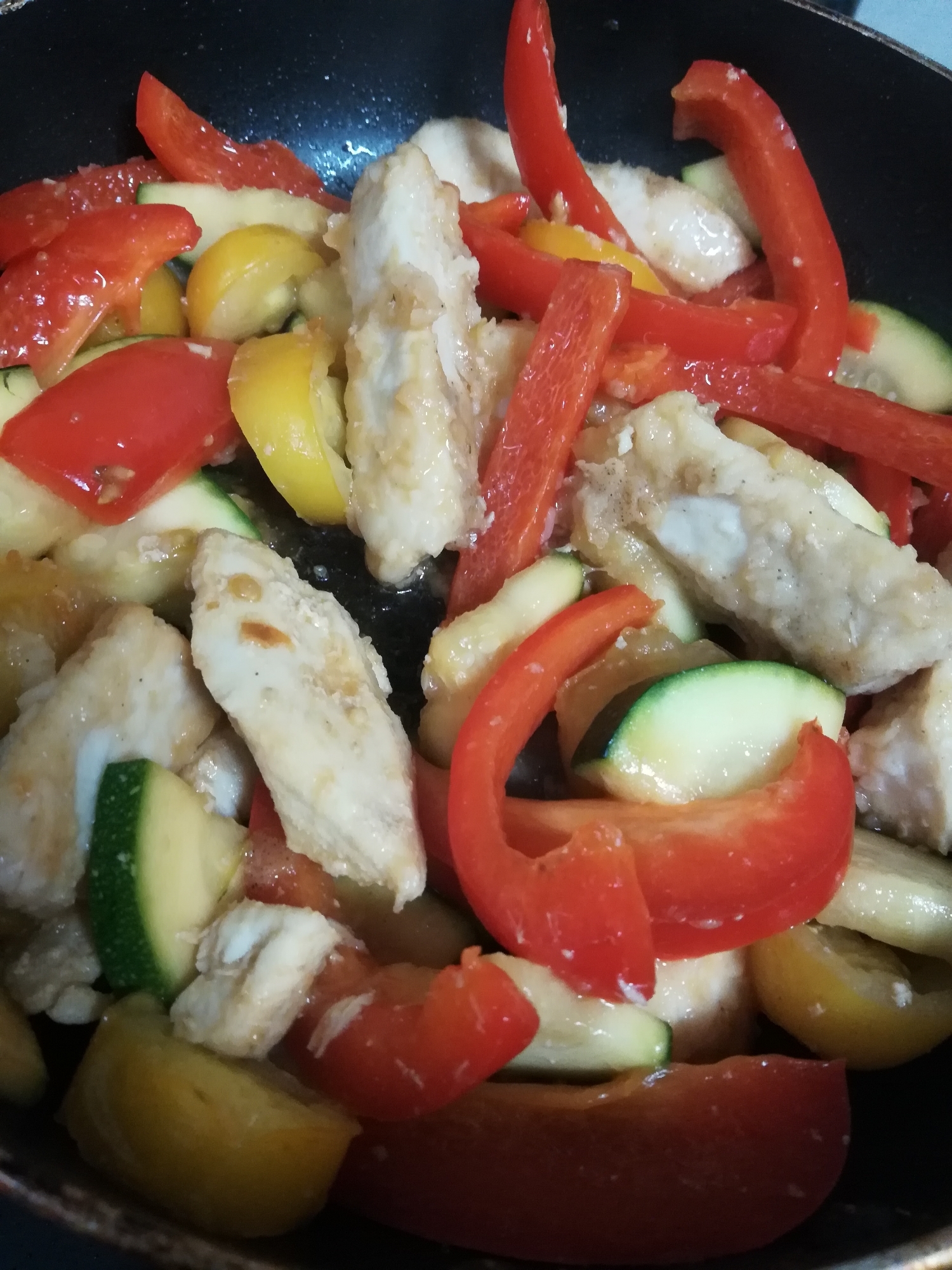 メカジキのさっぱり夏野菜炒め レシピ 作り方 By もん1223 楽天レシピ メカジキのさっぱり夏野菜炒め レシピ 作り方 By もん1223 楽天レシピ