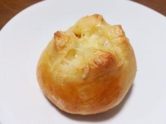 さつまいもポテトサラダパン