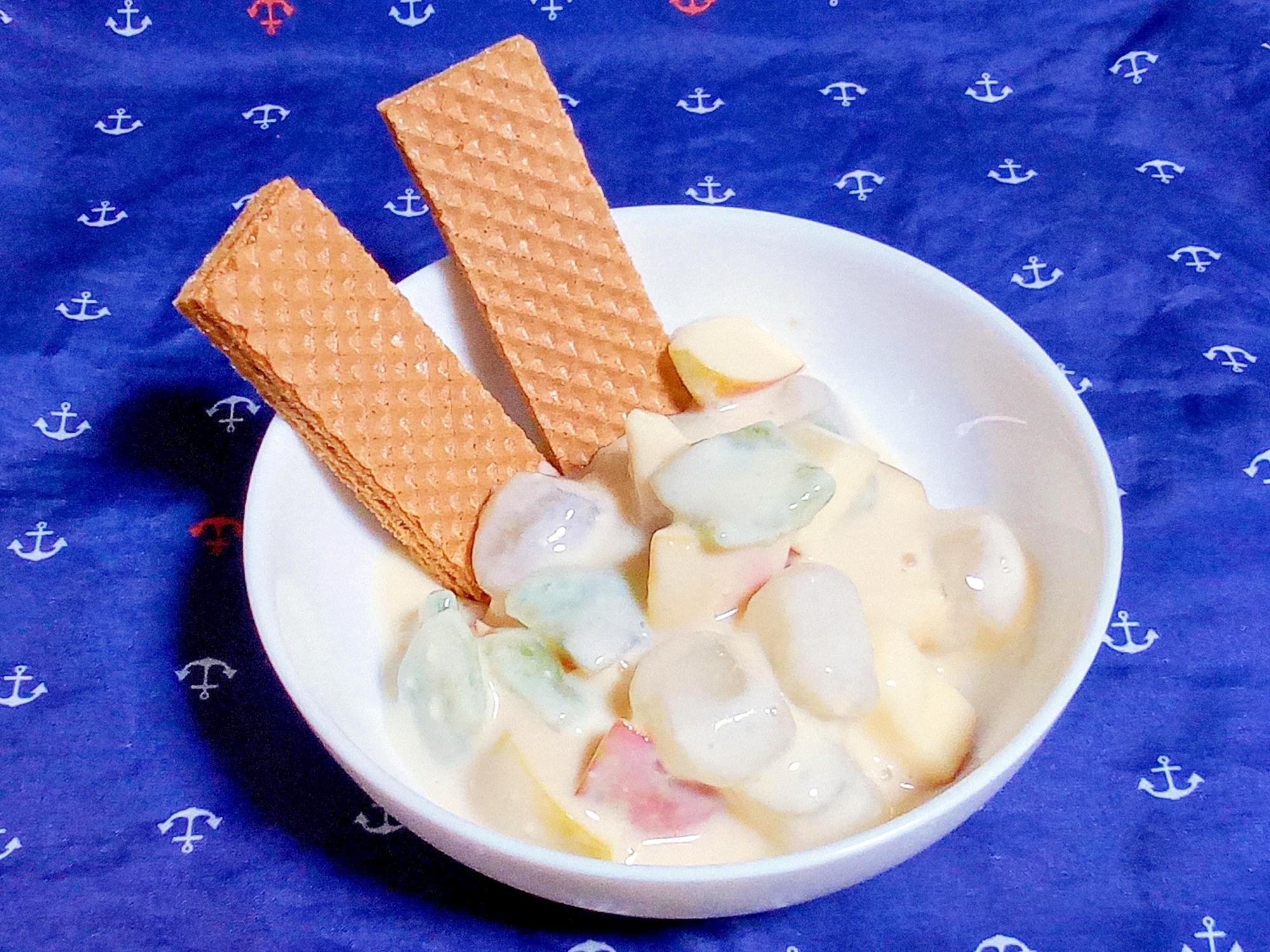わらび餅とさしみこんにゃくで蜂蜜塩レモンヨーグルト