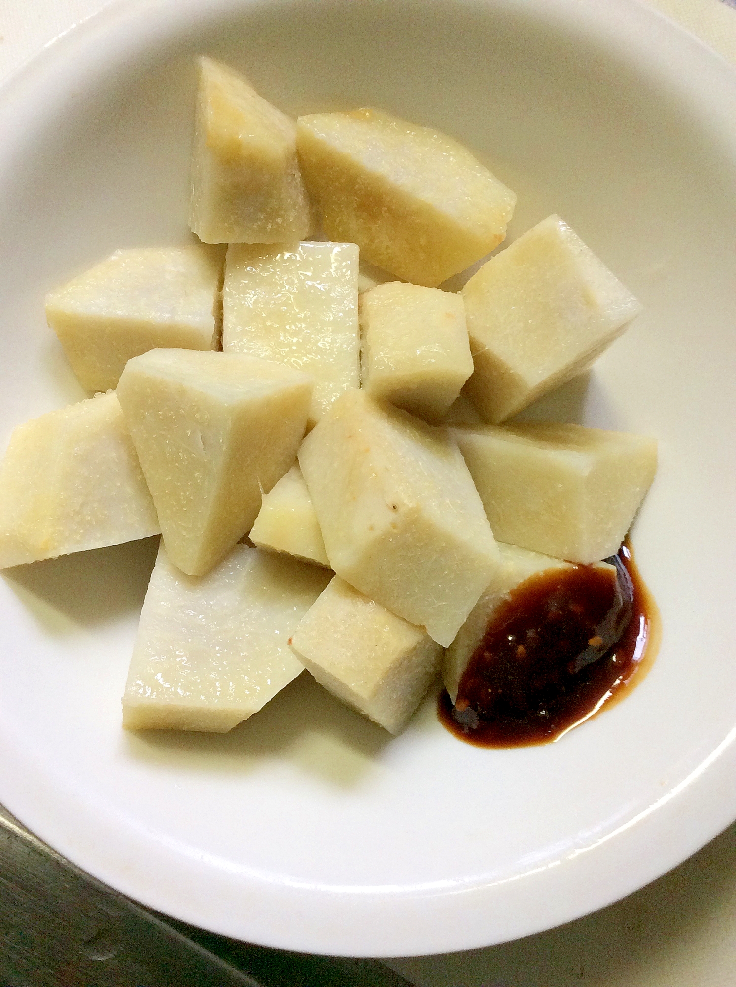 そのままでも美味しい♪親芋(里芋)のレンジ蒸し