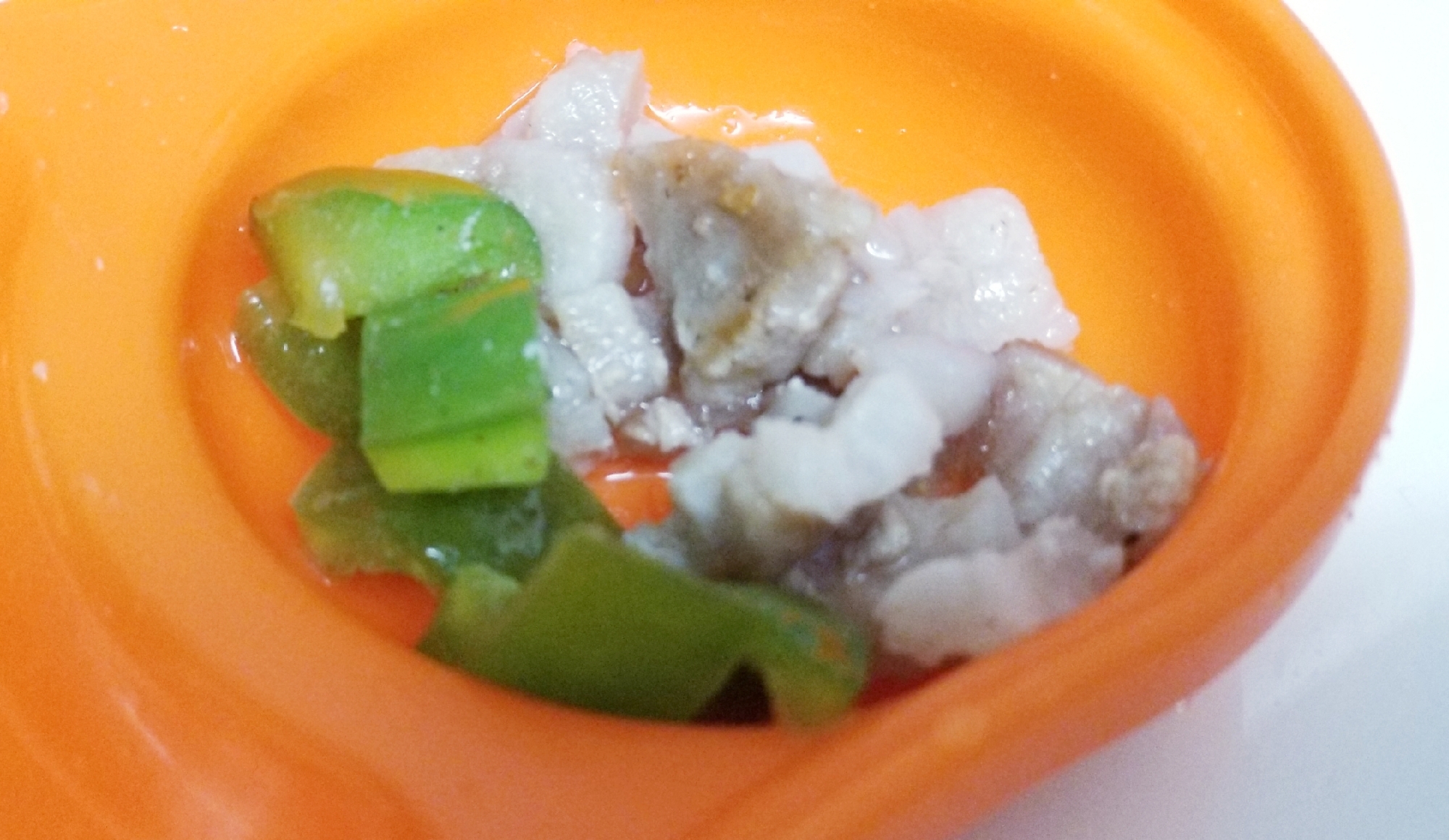 離乳食後期 薄味醤油の茹で豚バラ肉とピーマン レシピ 作り方 By Janbo 楽天レシピ 離乳食後期 薄味醤油の茹で豚バラ肉とピーマン レシピ 作り方 By Janbo 楽天レシピ