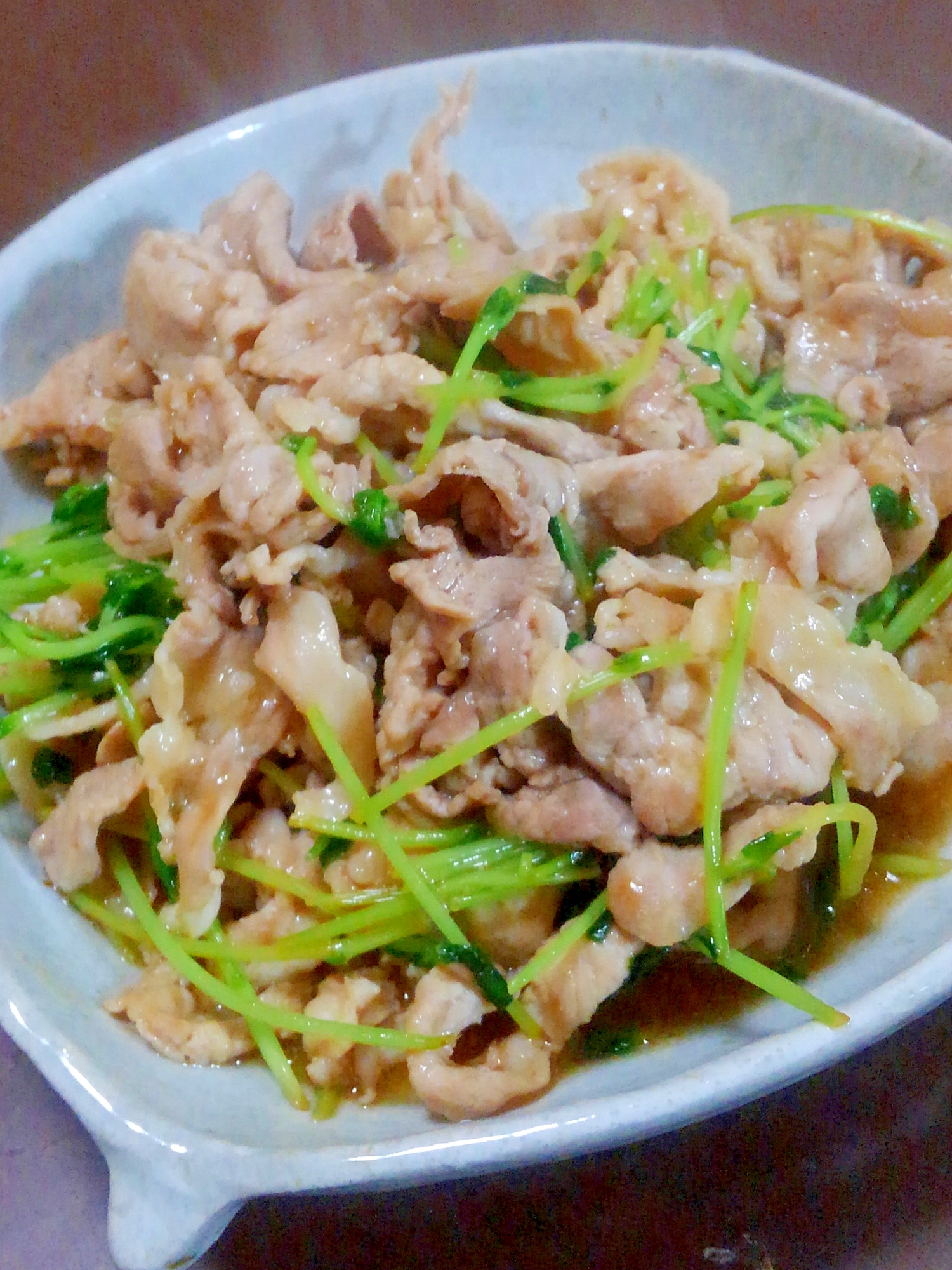 豆苗と豚肉の中華炒め