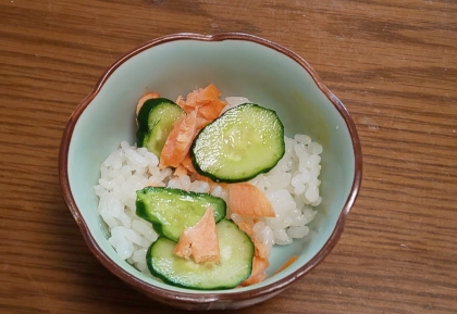 ♩鮭ときゅうりの混ぜご飯˚✧₊