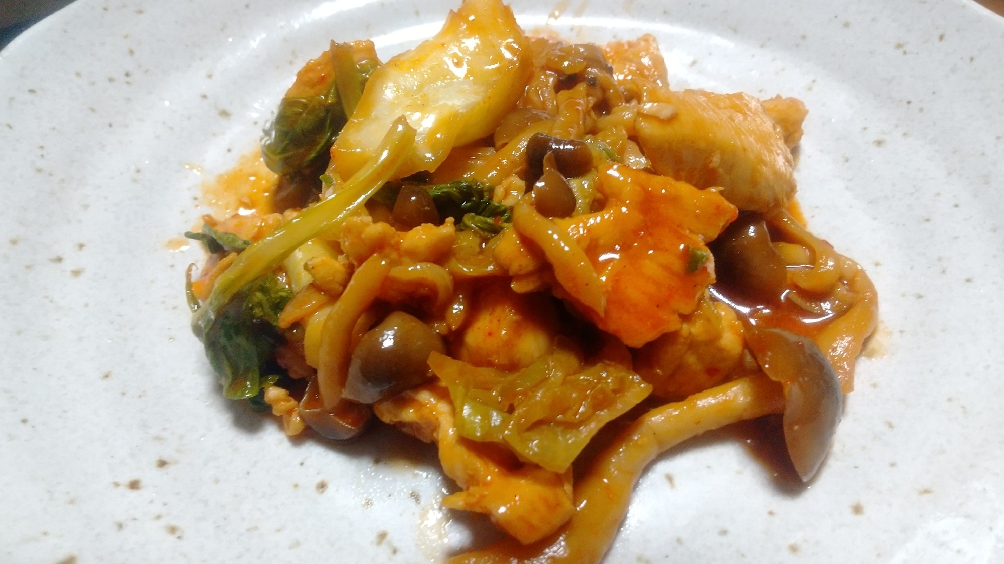 旨辛！とりむね肉と有り合わせ野菜でタッカルビ