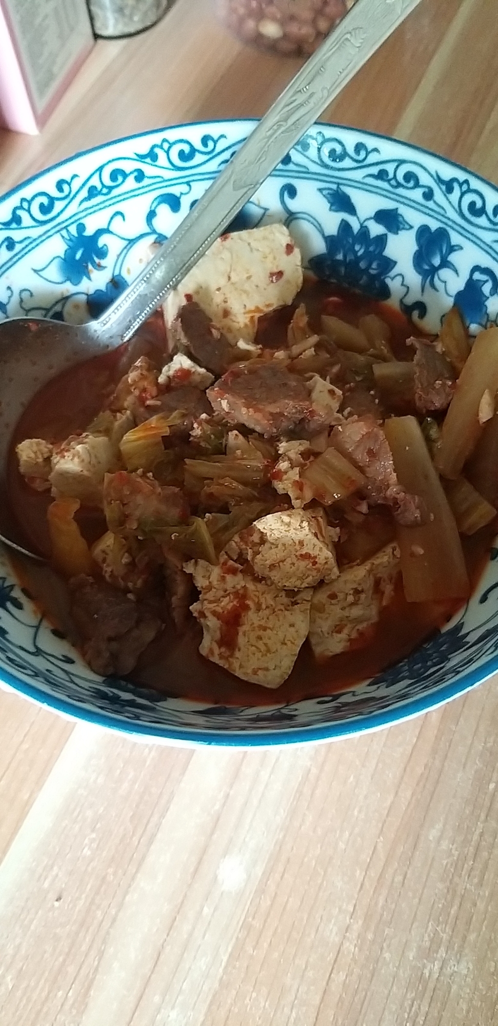 韓国料理:두부찌개ドゥブチゲ(豆腐チゲ)