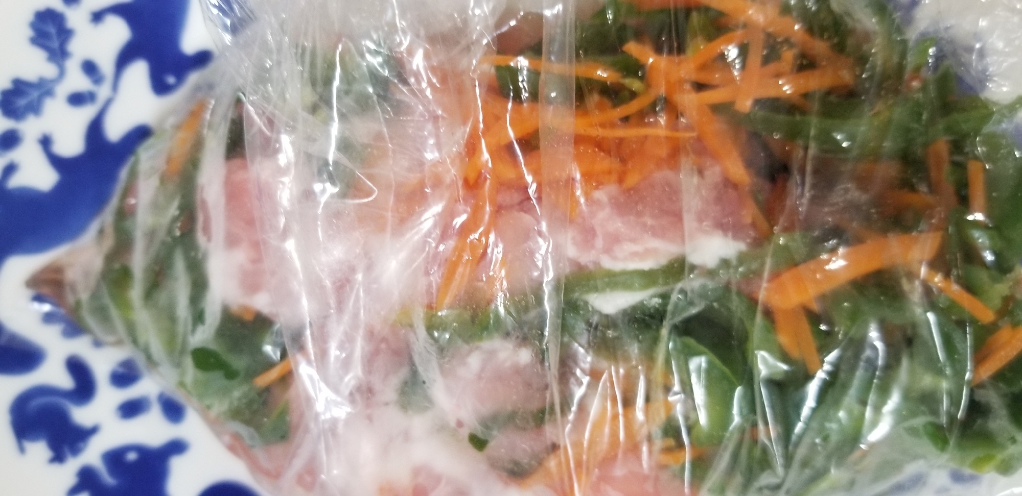 冷凍野菜ミックス（豚肉、ピーマン、人参）