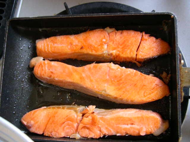 フライパンで焼き鮭 レシピ 作り方 By Sparkle 楽天レシピ