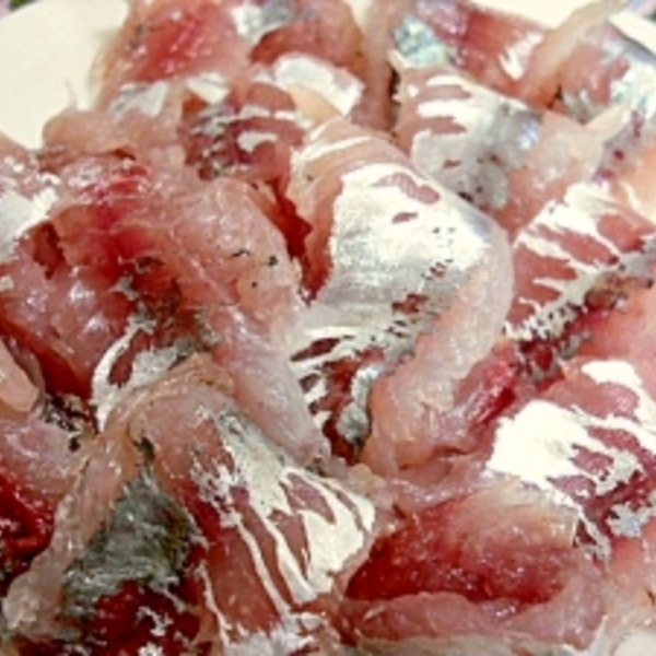 包丁を使わないで作る鯵の刺身 レシピ 作り方 By じゅーんらく 楽天レシピ 包丁を使わないで作る鯵の刺身 レシピ 作り方 By じゅーんらく 楽天レシピ