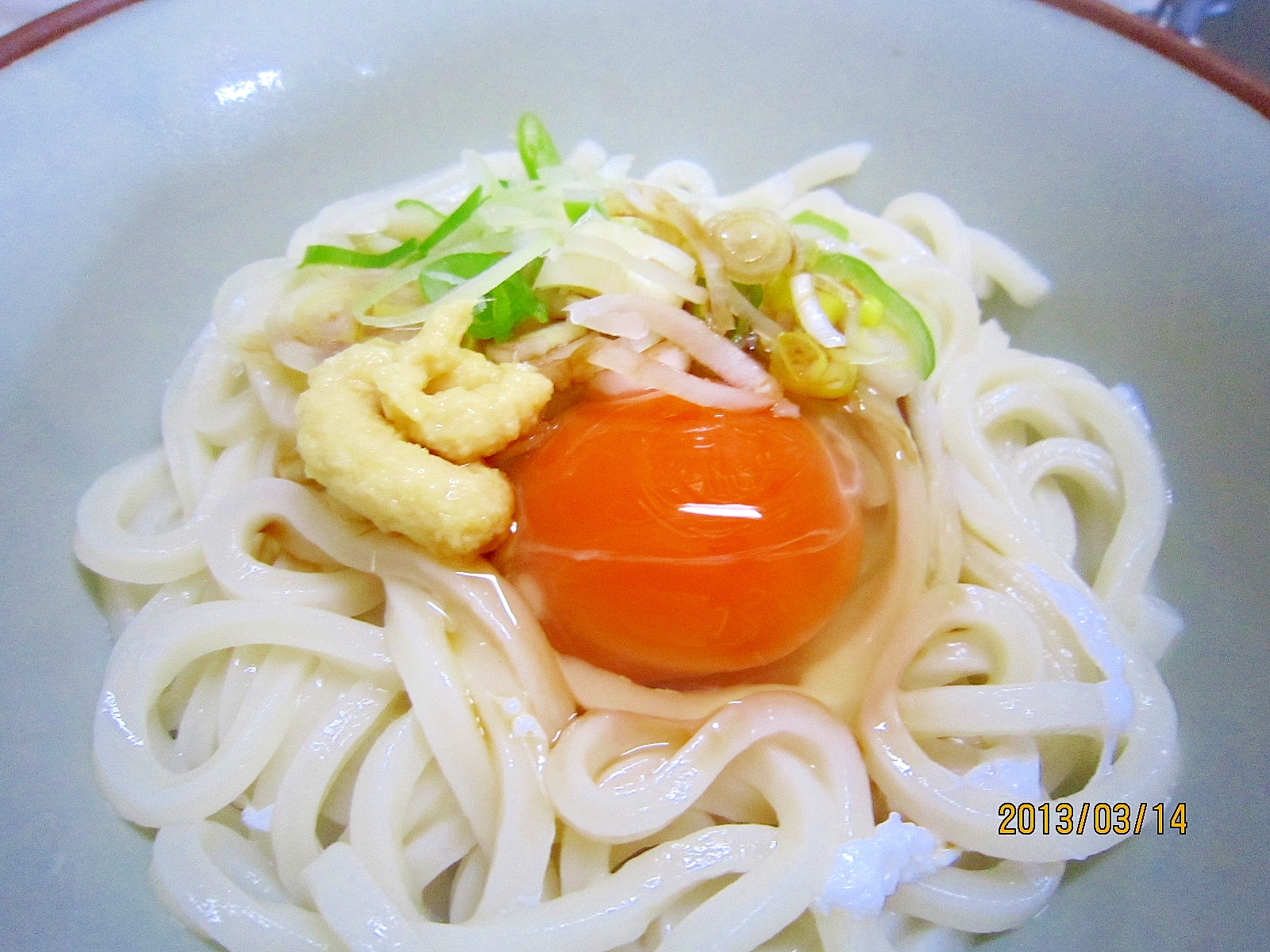 うどんのおいしさそのまんま　卵ぶっかけうどん