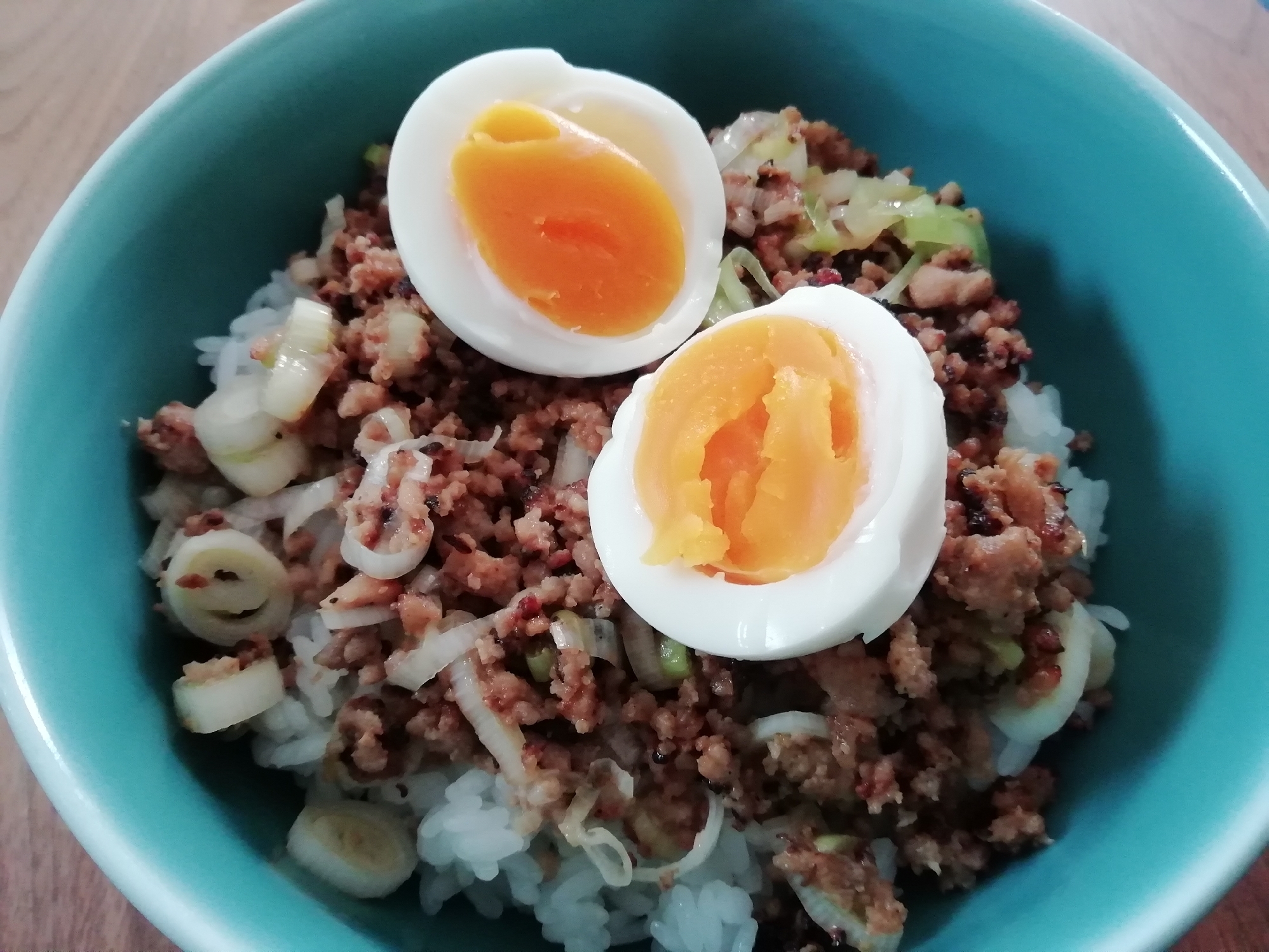 豚みそと卵のっけ丼