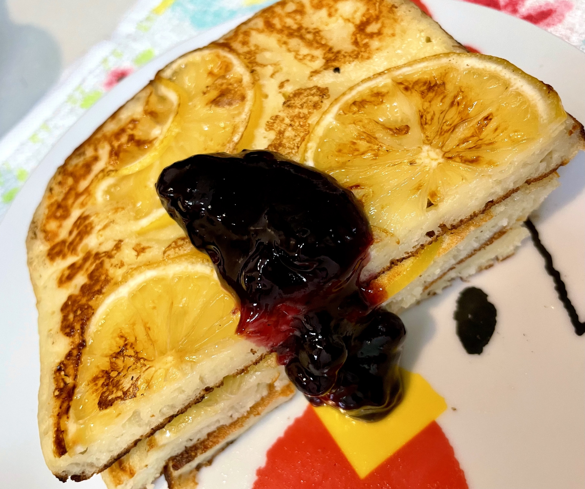 モチモチ食感！ヨーグルトだけでレモンパンケーキ