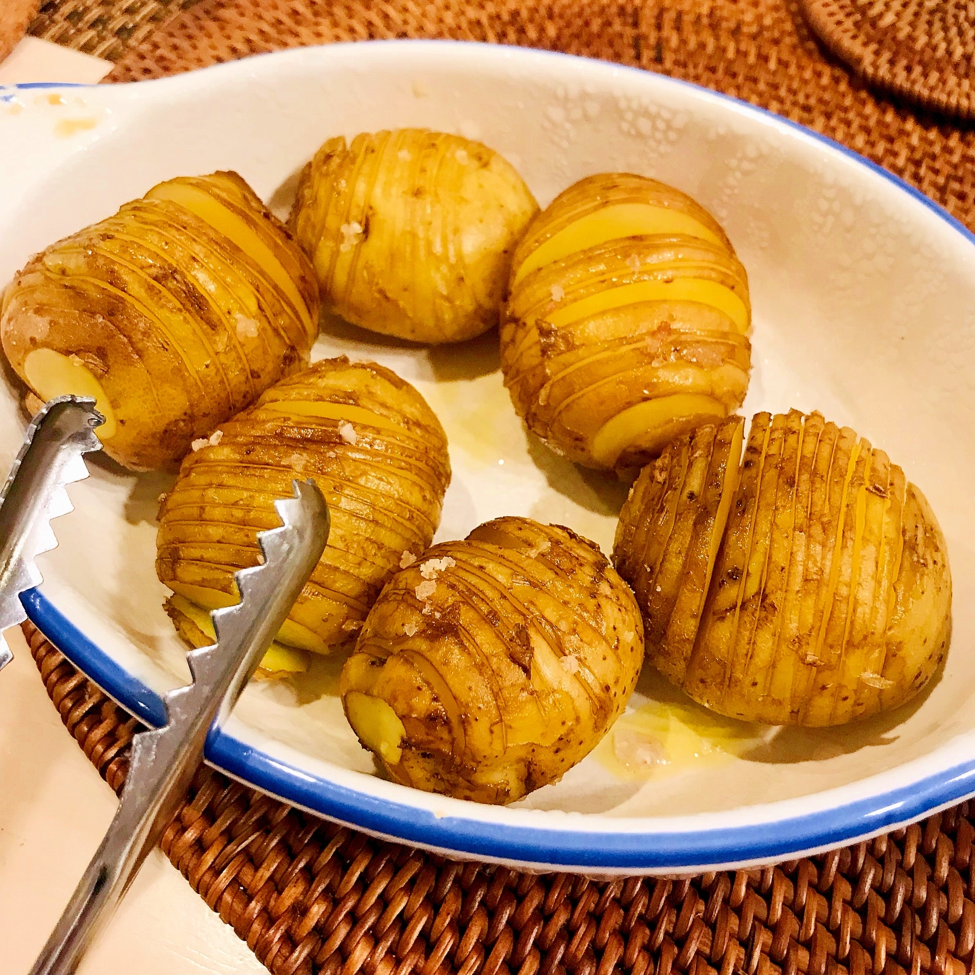 ★じゃがいも★簡単で美味しい♪ハッセルバックポテト