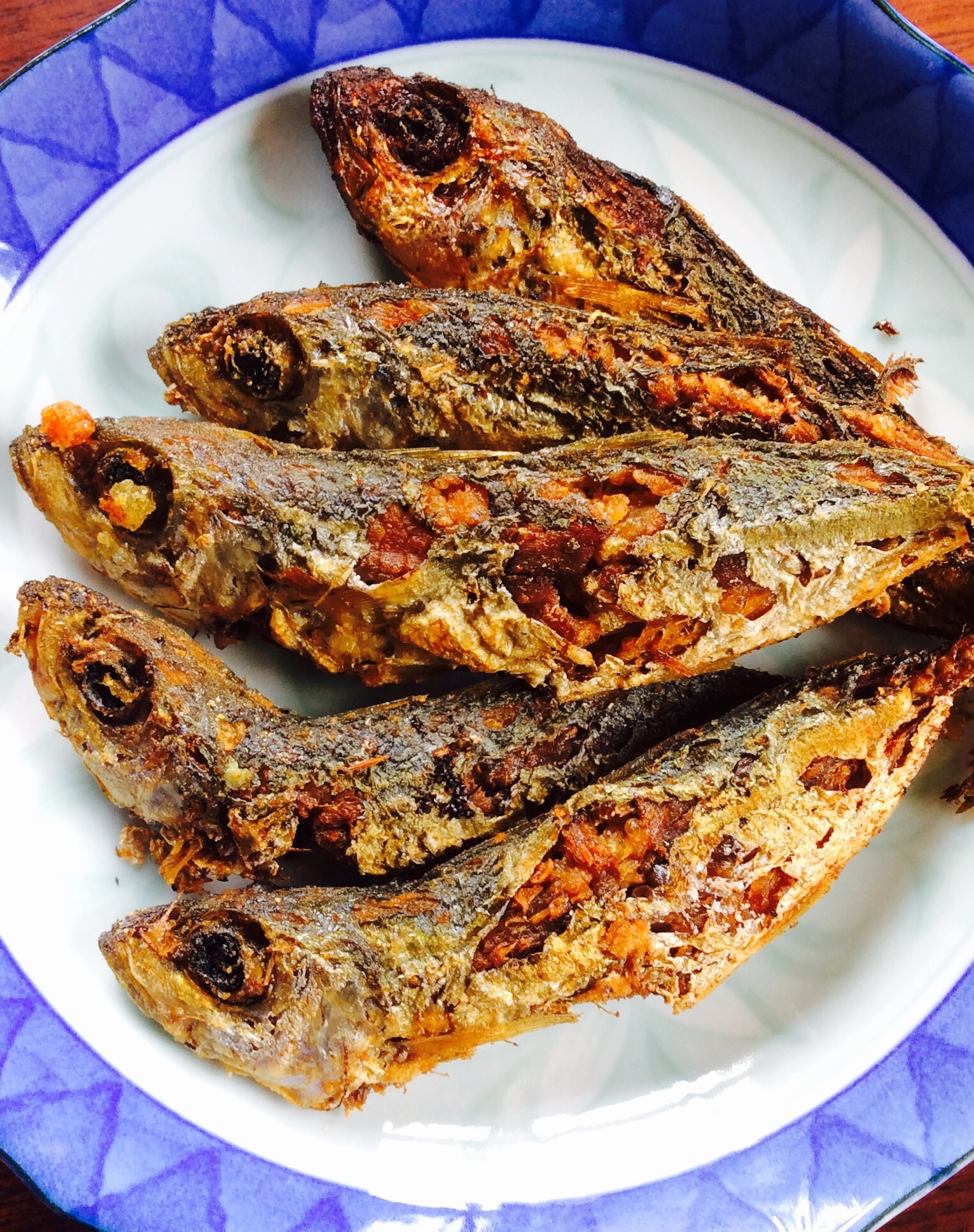 ガチュン 小アジ の骨まで食べられるガリガリ素揚げ レシピ 作り方 By アンズズ 楽天レシピ ガチュン 小アジ の骨まで食べられるガリガリ素揚げ レシピ 作り方 By アンズズ 楽天レシピ