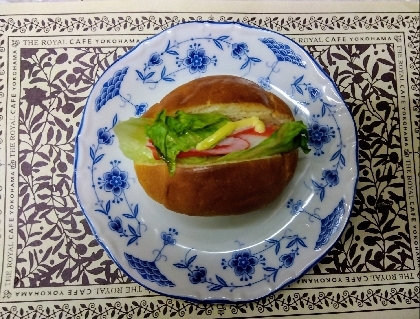 ロールパンサンド♡大葉&新玉カニカマ