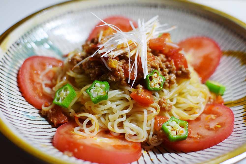 さっぱり旨辛！トマトジャージャー麺